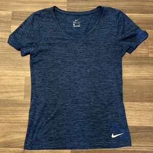 Nike dry fit small t-shirt